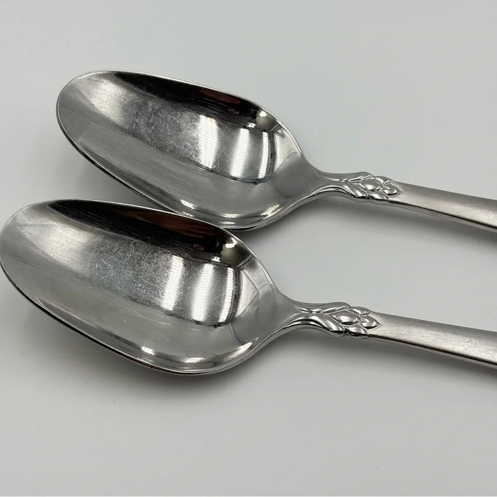 Oneida vintage Community‎ Queen Bess II silver-plated spoons 18/10